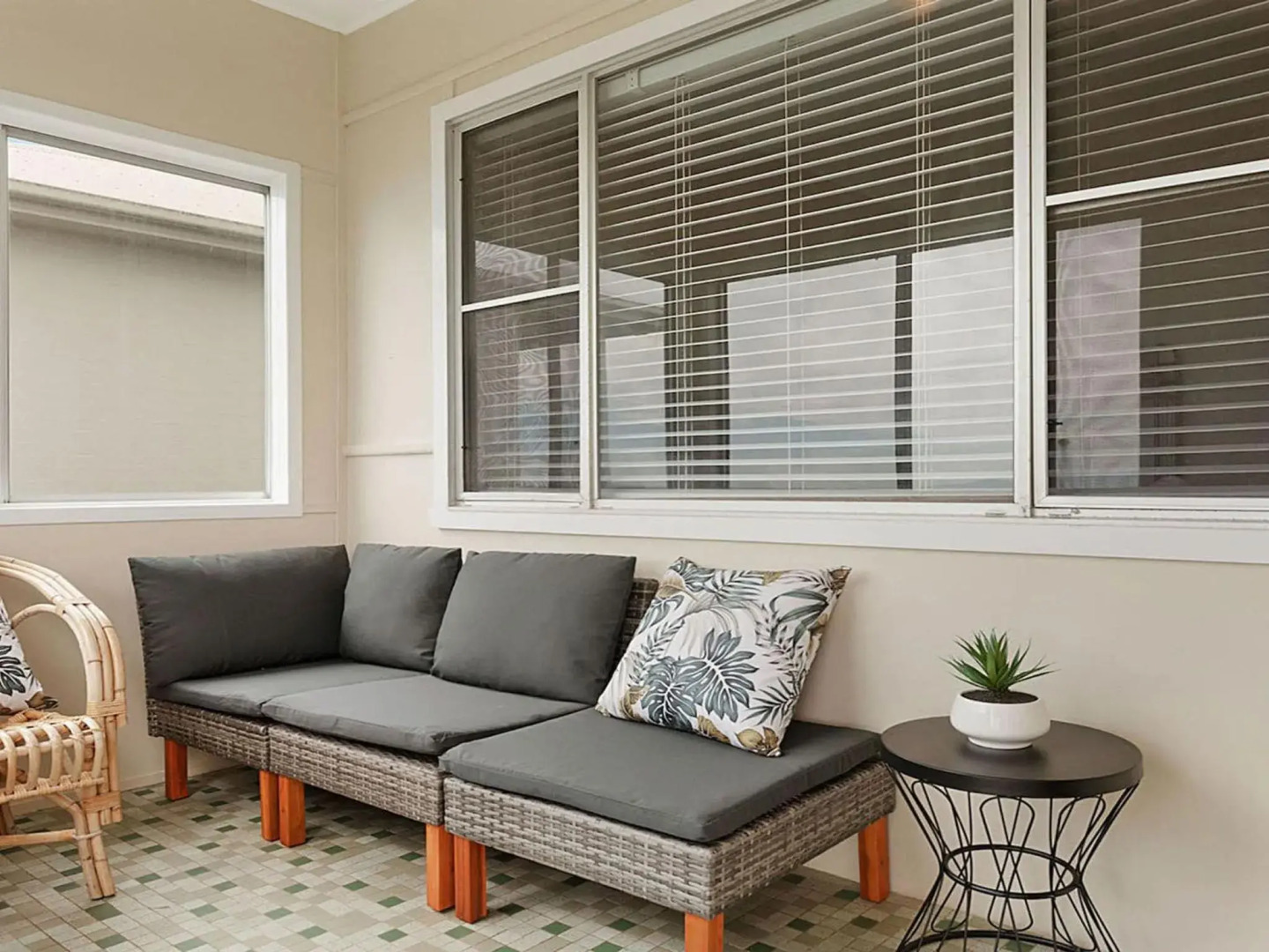 Ocean Blue Apartment One - oceanfront apartment