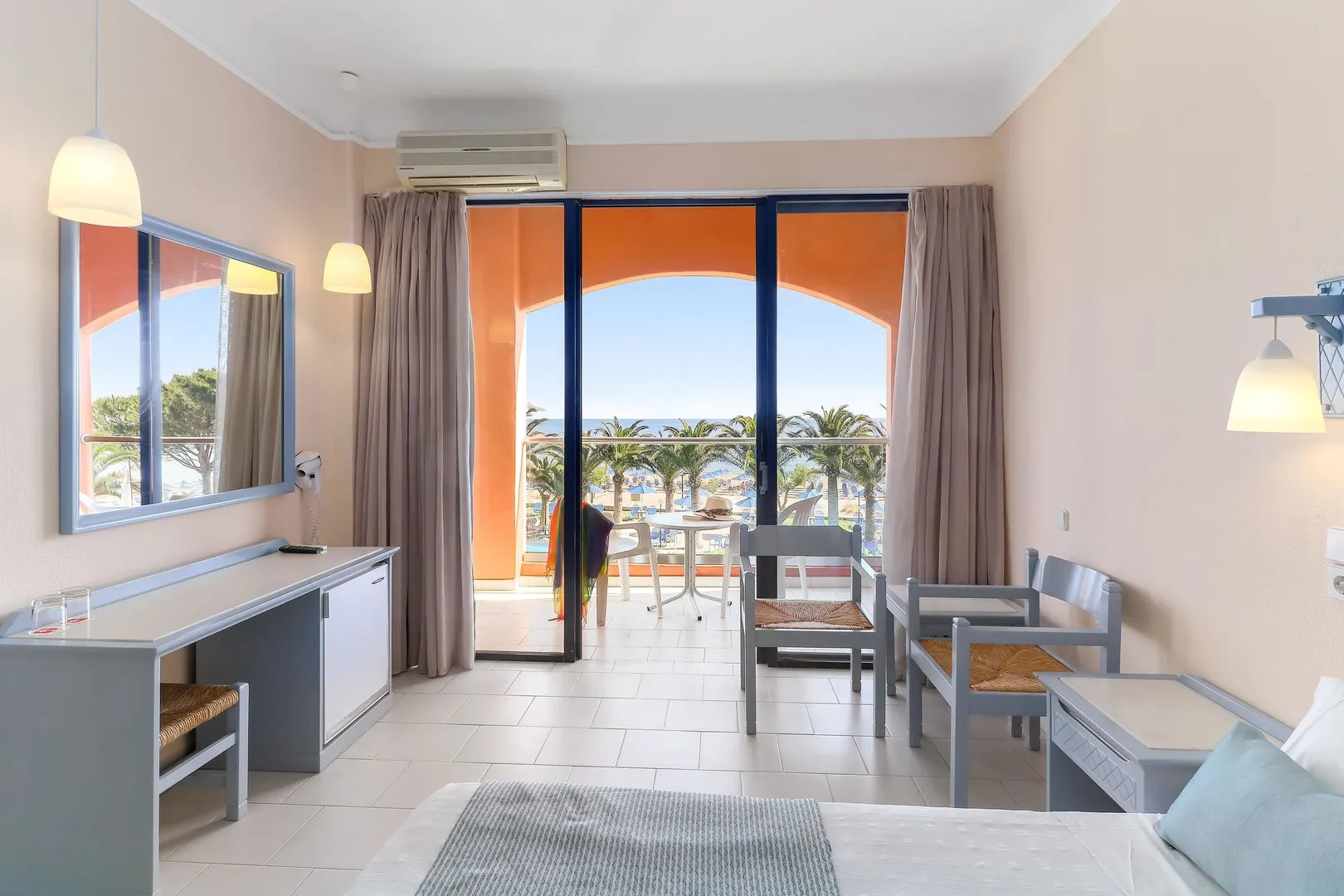 Отель Mare Monte Beach Hotel