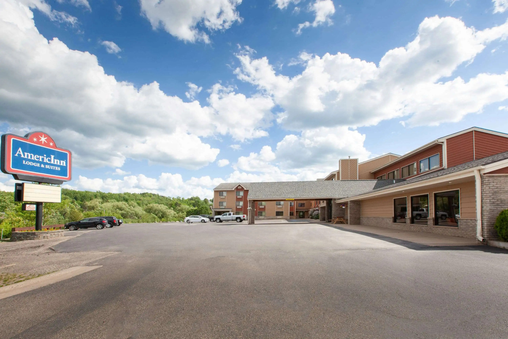 AmericInn by Wyndham Iron River