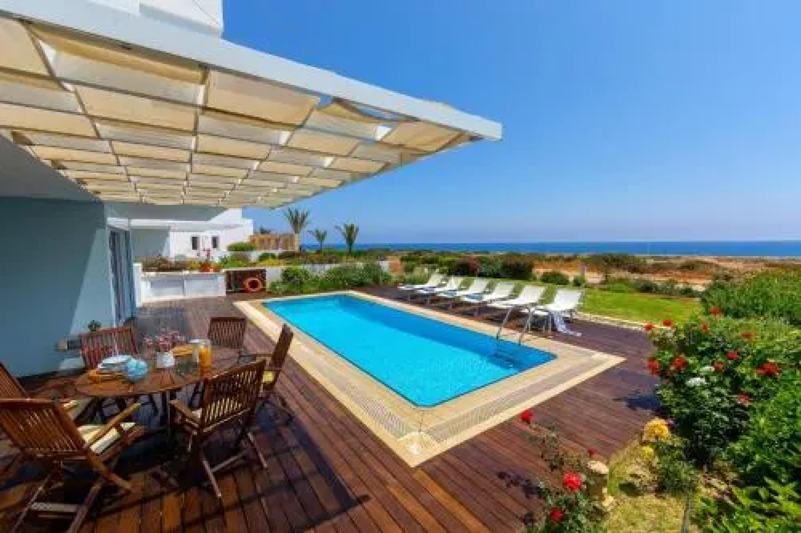 Beachfront Villa Balsa