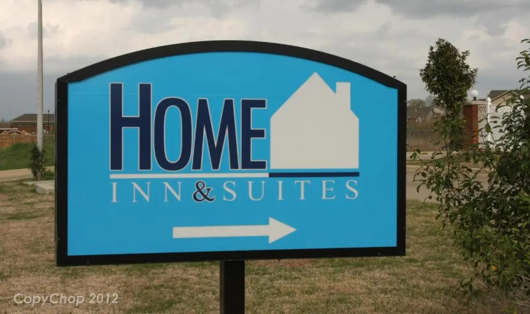 Home Inn & Suites