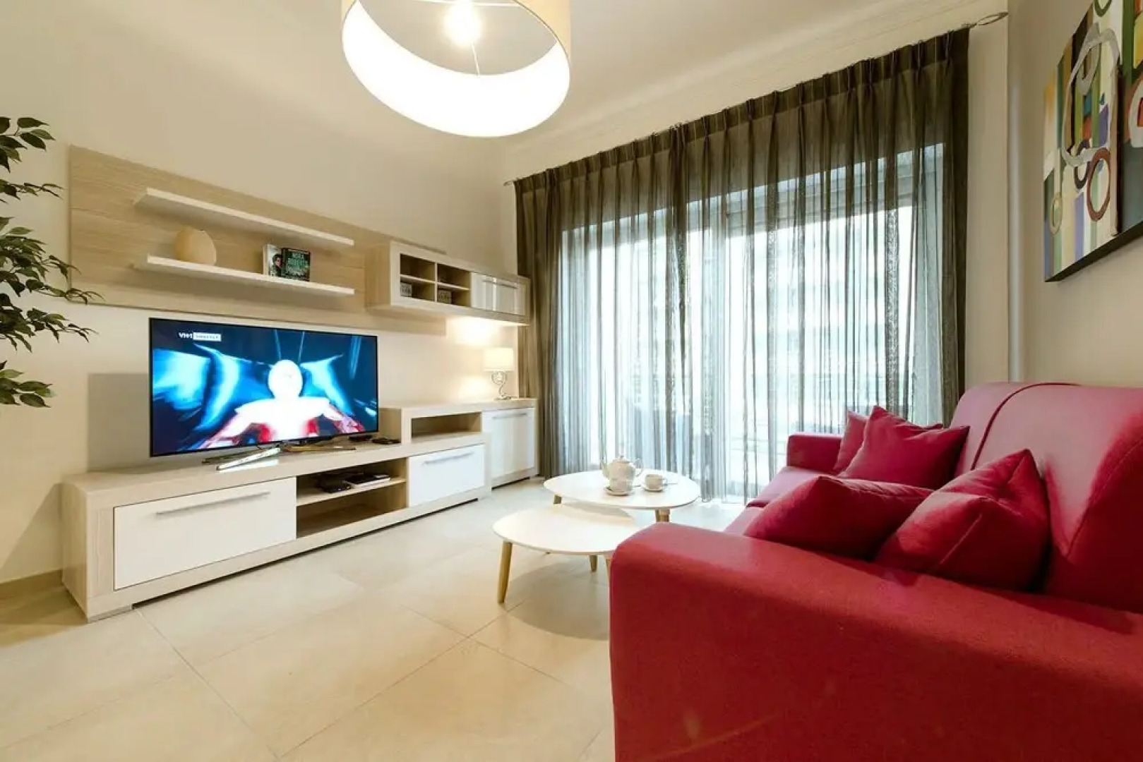 Luxury Apartment With Pool and Terrace, Top Location