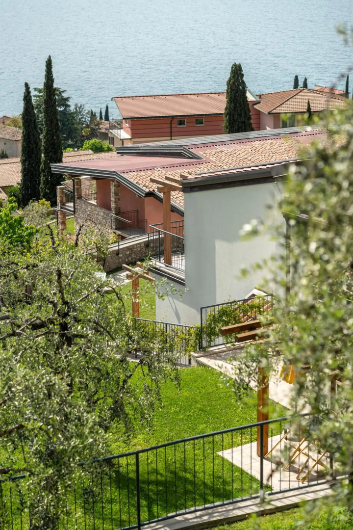 Residence Dany Appartamenti Con Cucina Vista Lago Piscina E Parcheggio