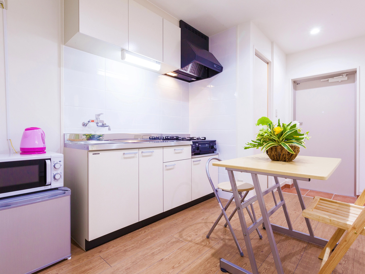 Kariyushi Condominium Resort Kin Yaka Seaside