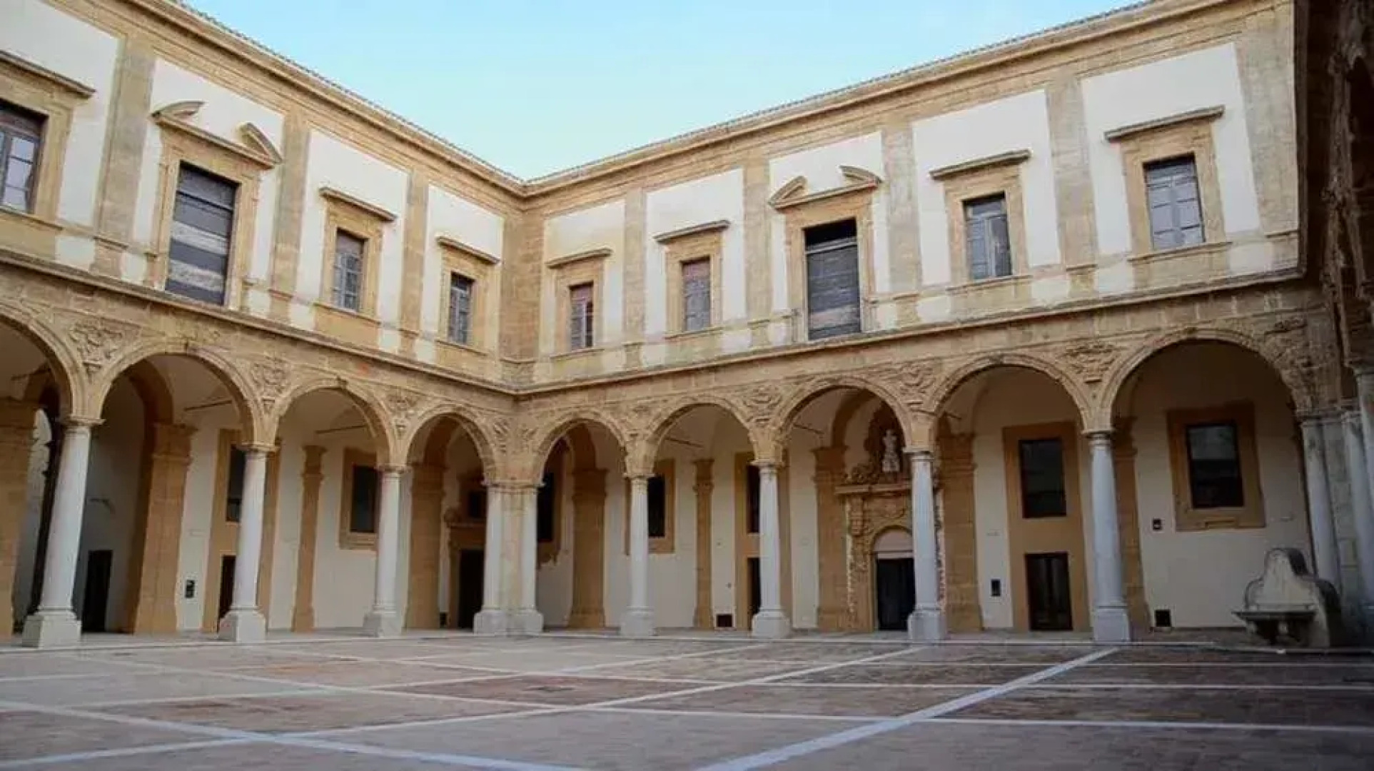 Sud 12 Ville Sul Mediterraneo