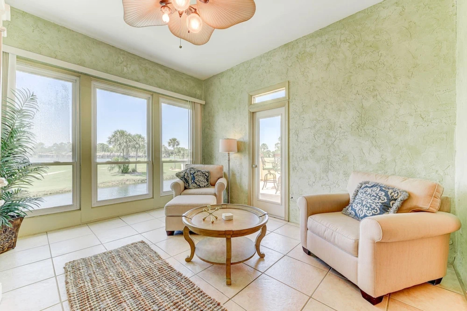 Tifton Way 2 by Vtrips