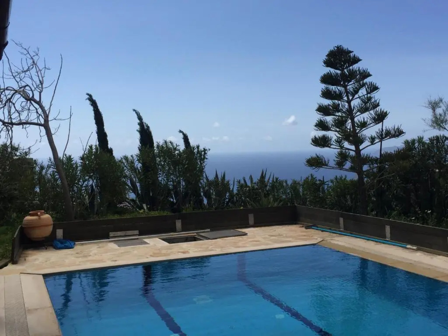 Anemospito small studio