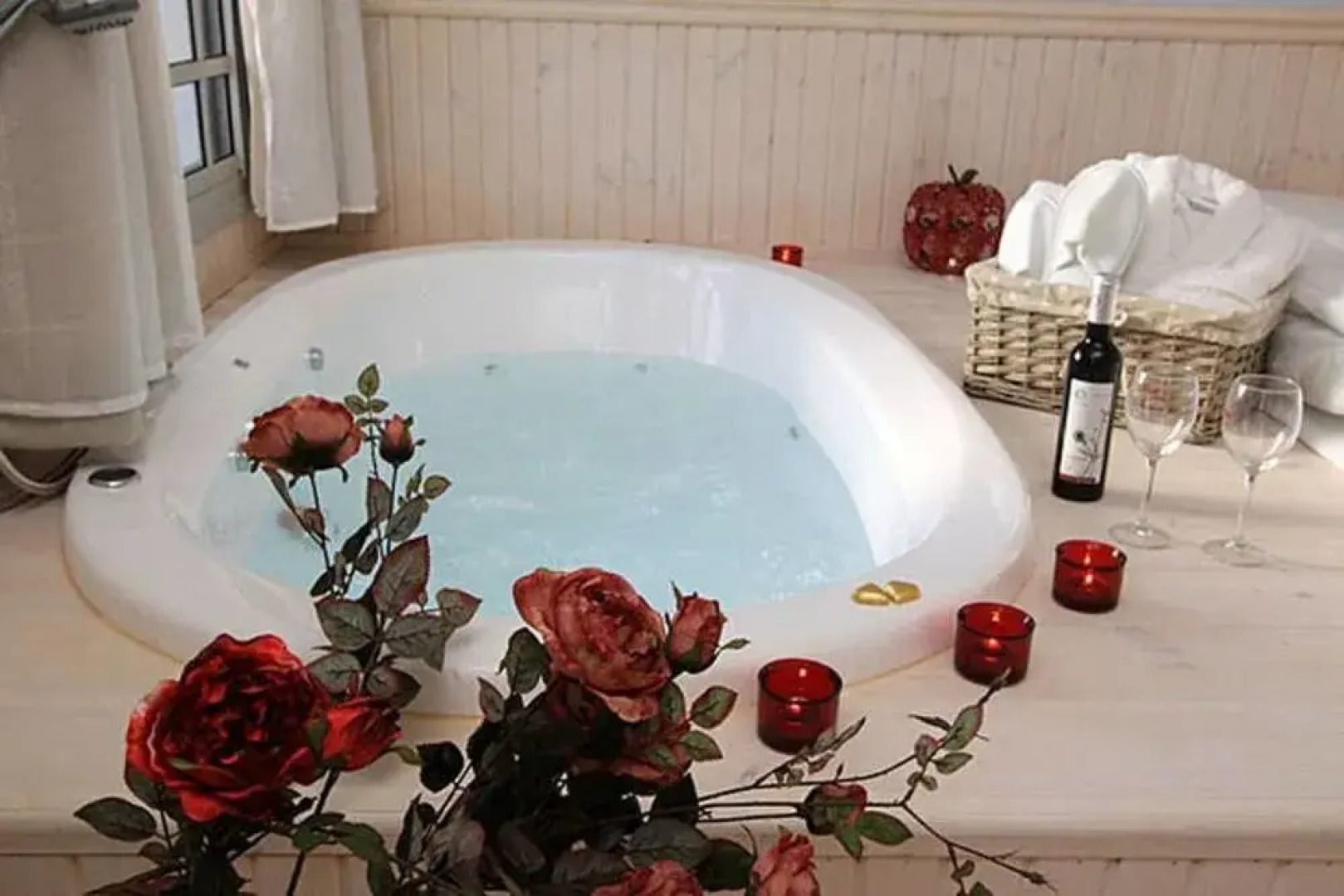 Hen Chalet & Suites in Had Nes