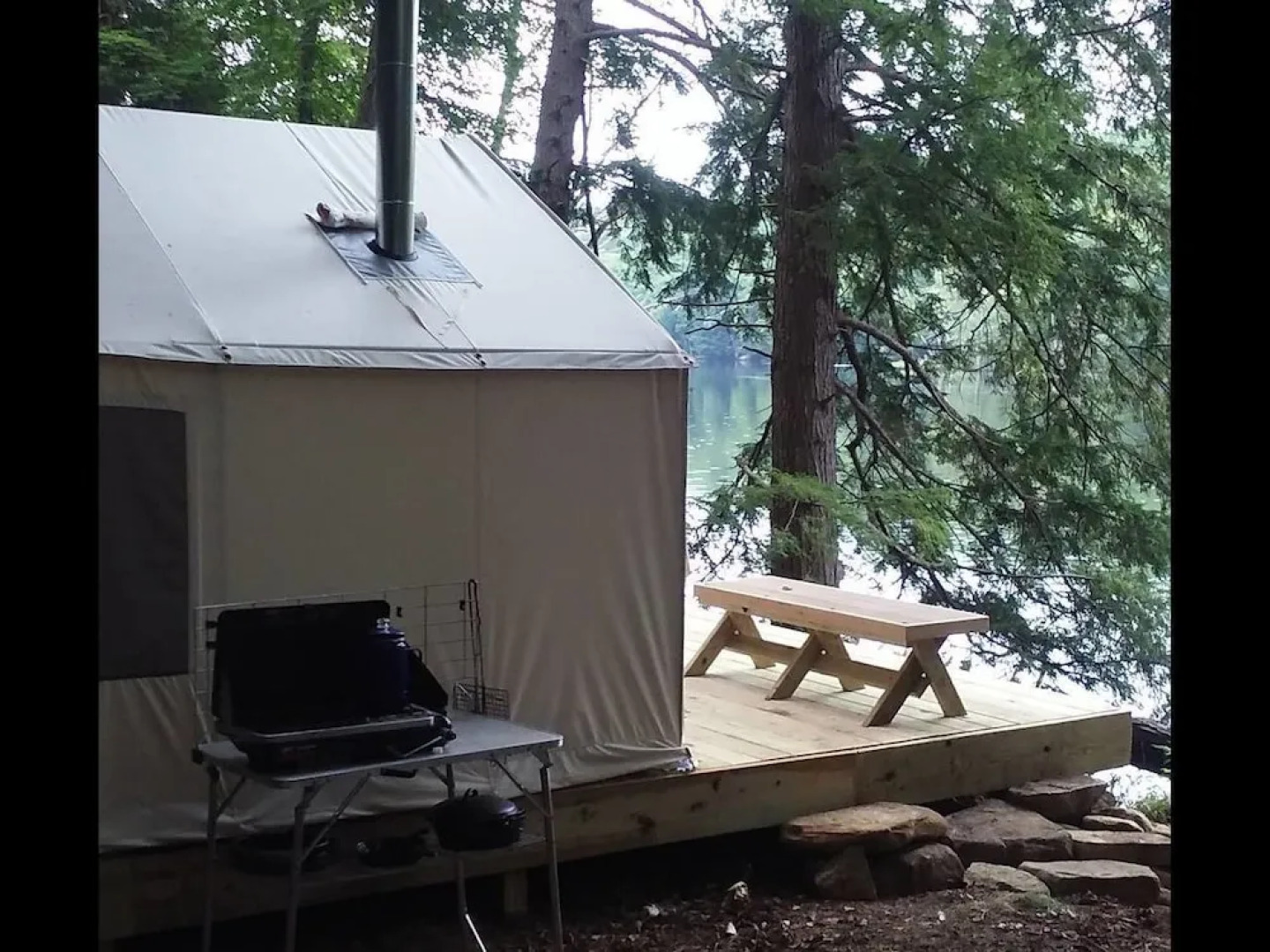 Tentrr - Riverfront Ritz