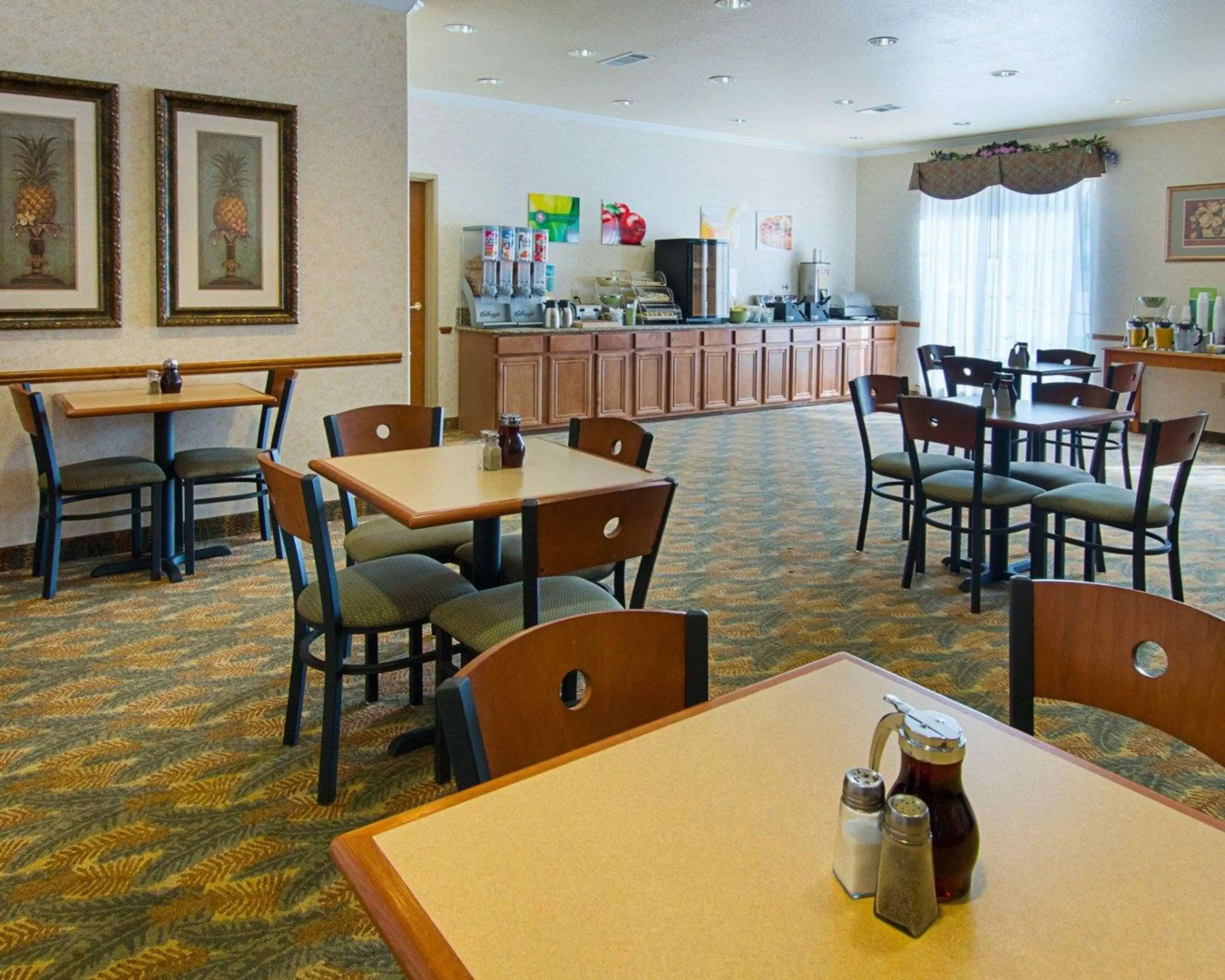 Quality Inn & Suites Glen Rose