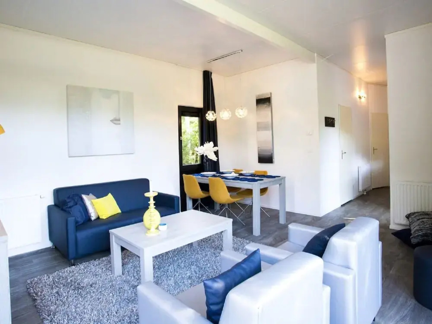 Holiday Park Home With Modern Charm