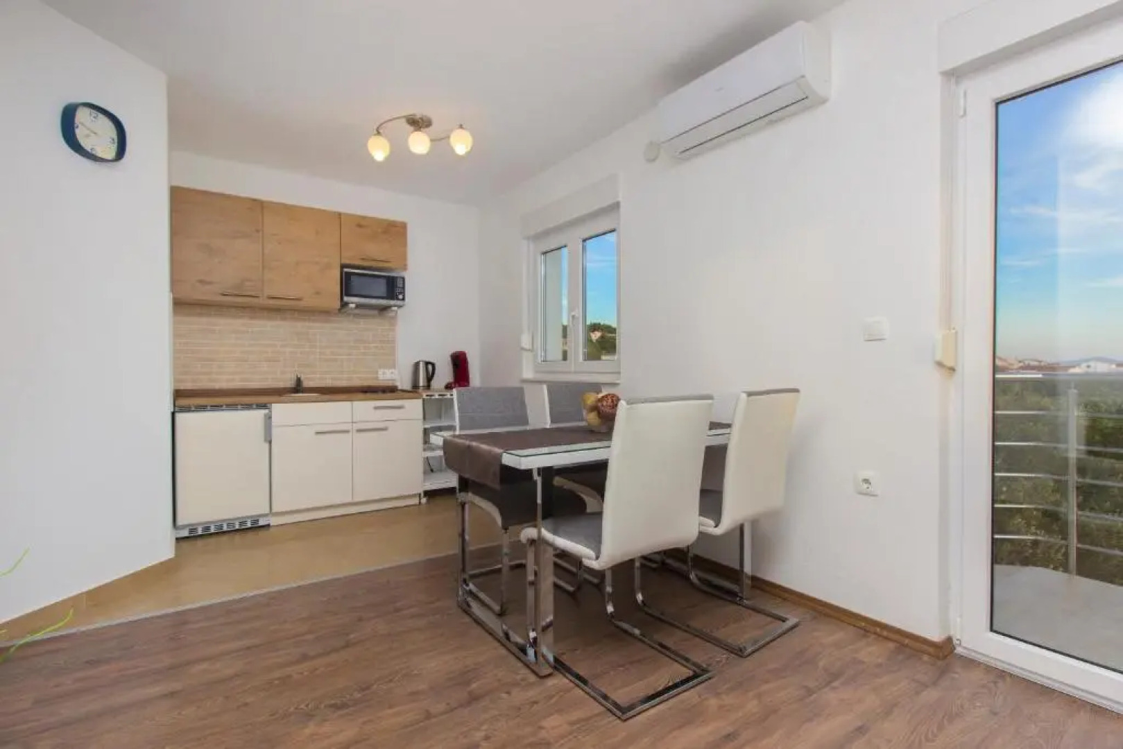 Apartments Gornje Starine