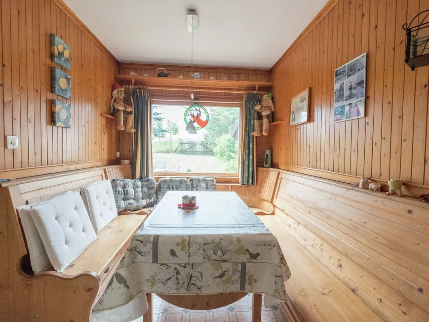 Classy Holiday Home With Terrace, Garden, Barbecue, Heating