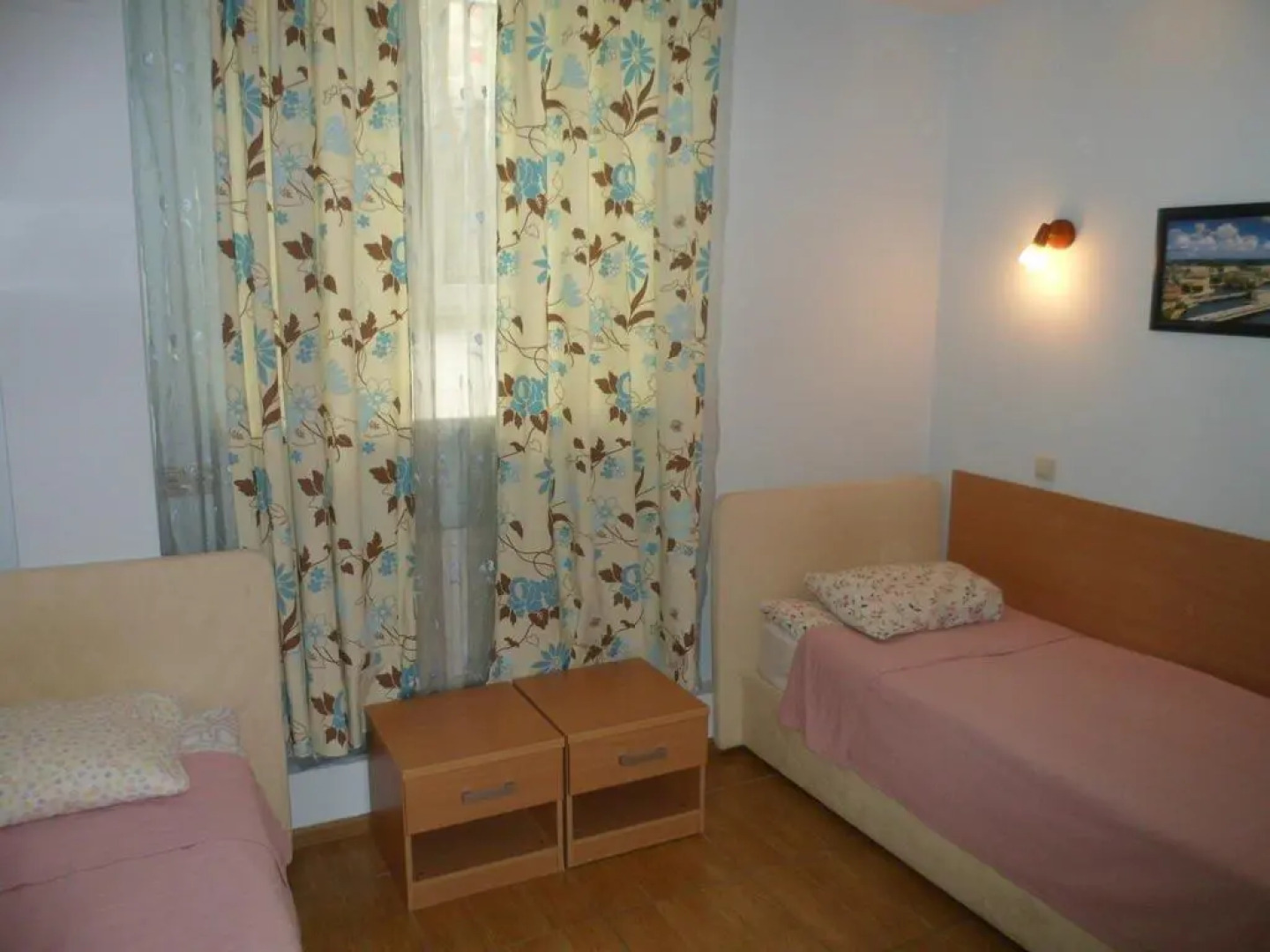 Отель Златотур