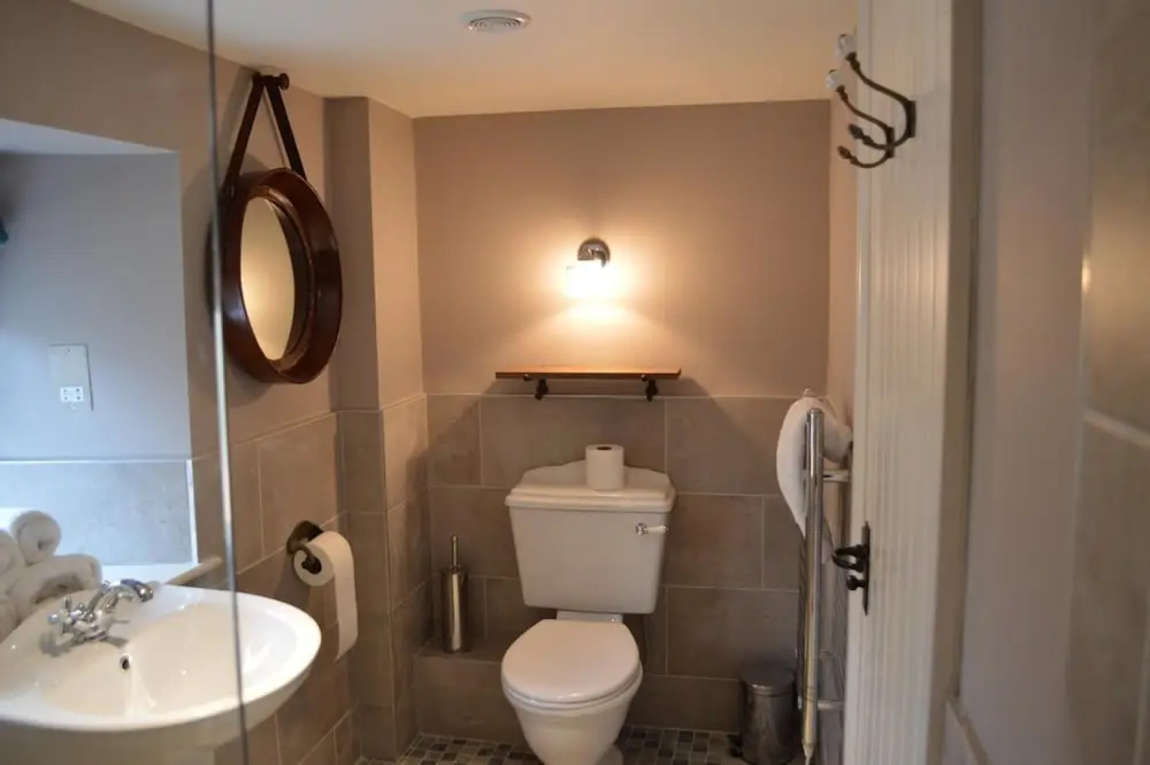 The Golden Pheasant Hotel