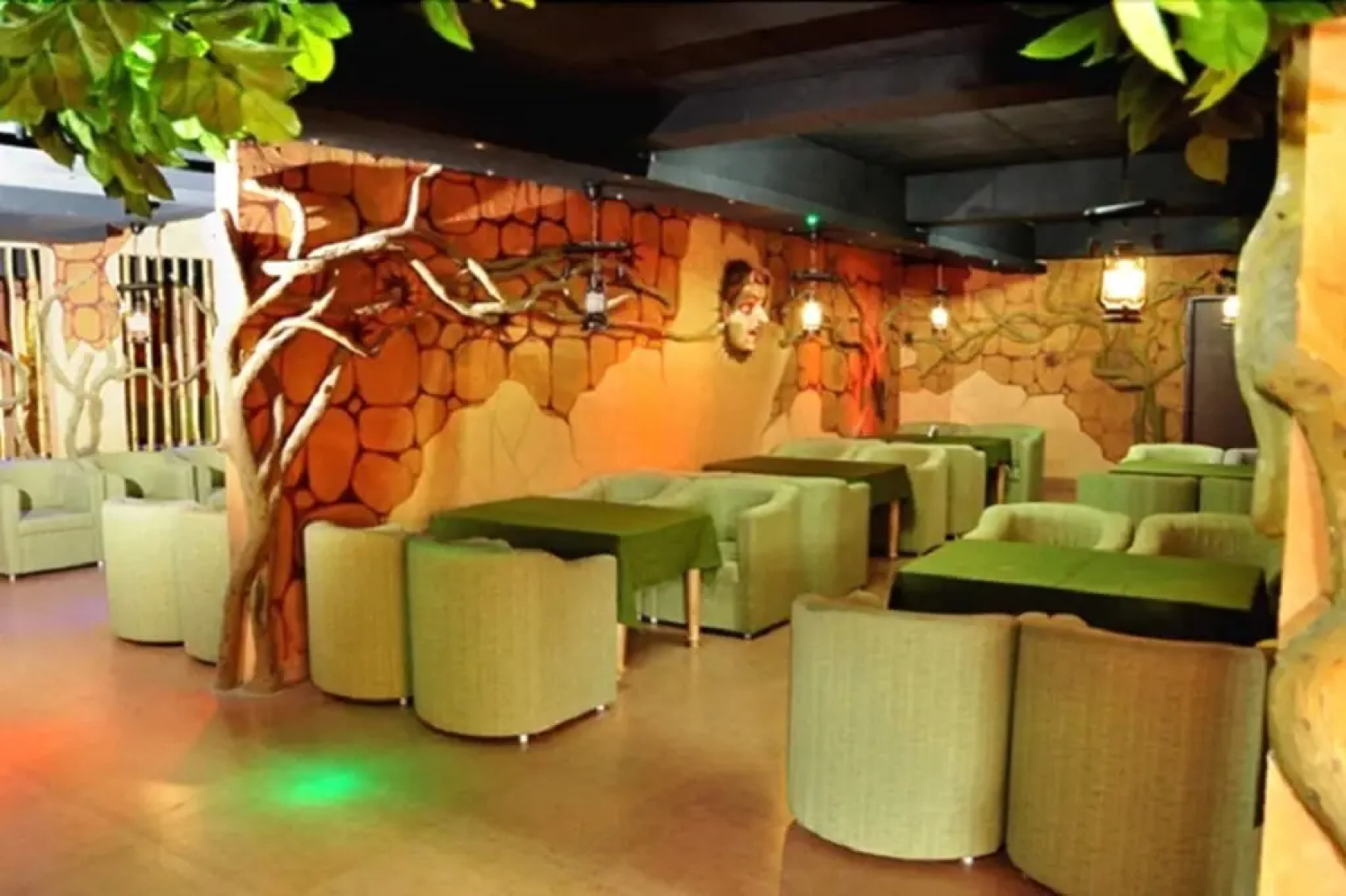 Sky Palace Hotel