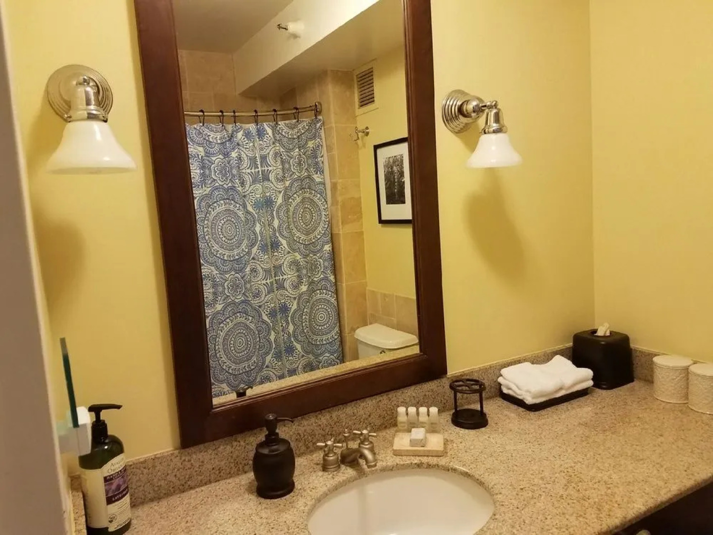 2417 @ Oceanfront Resort Lihue, Kauai Beach Drive