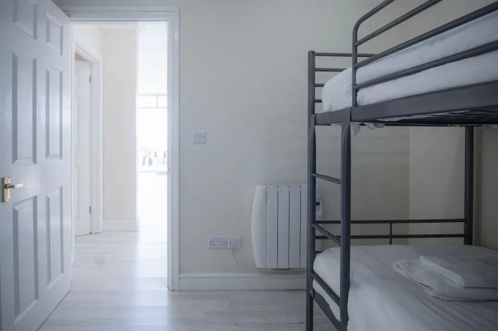 Sunbeam - 2 Bedroom Apartment - Pendine