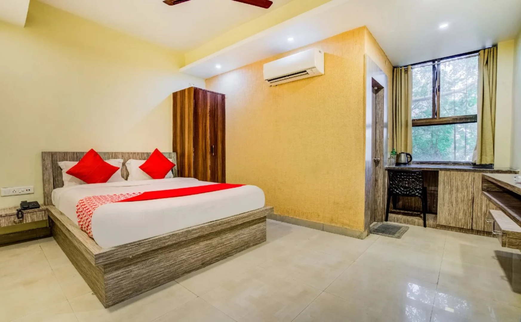 The Grand Yash By OYO Rooms