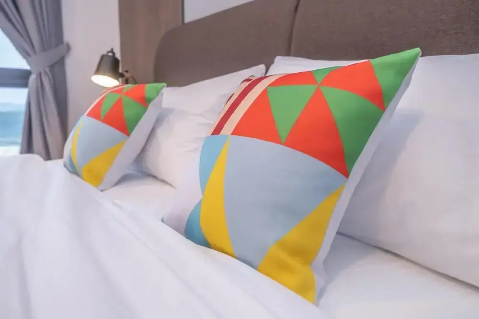 OYO Home 89312 Fantastic 1 Bedroom Starview