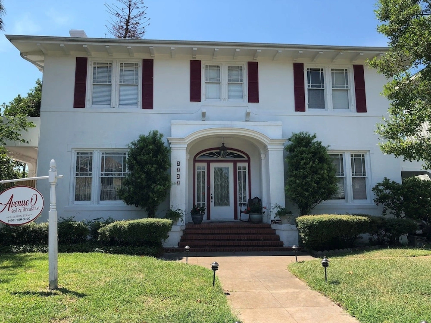 Avenue O Bed & Breakfast