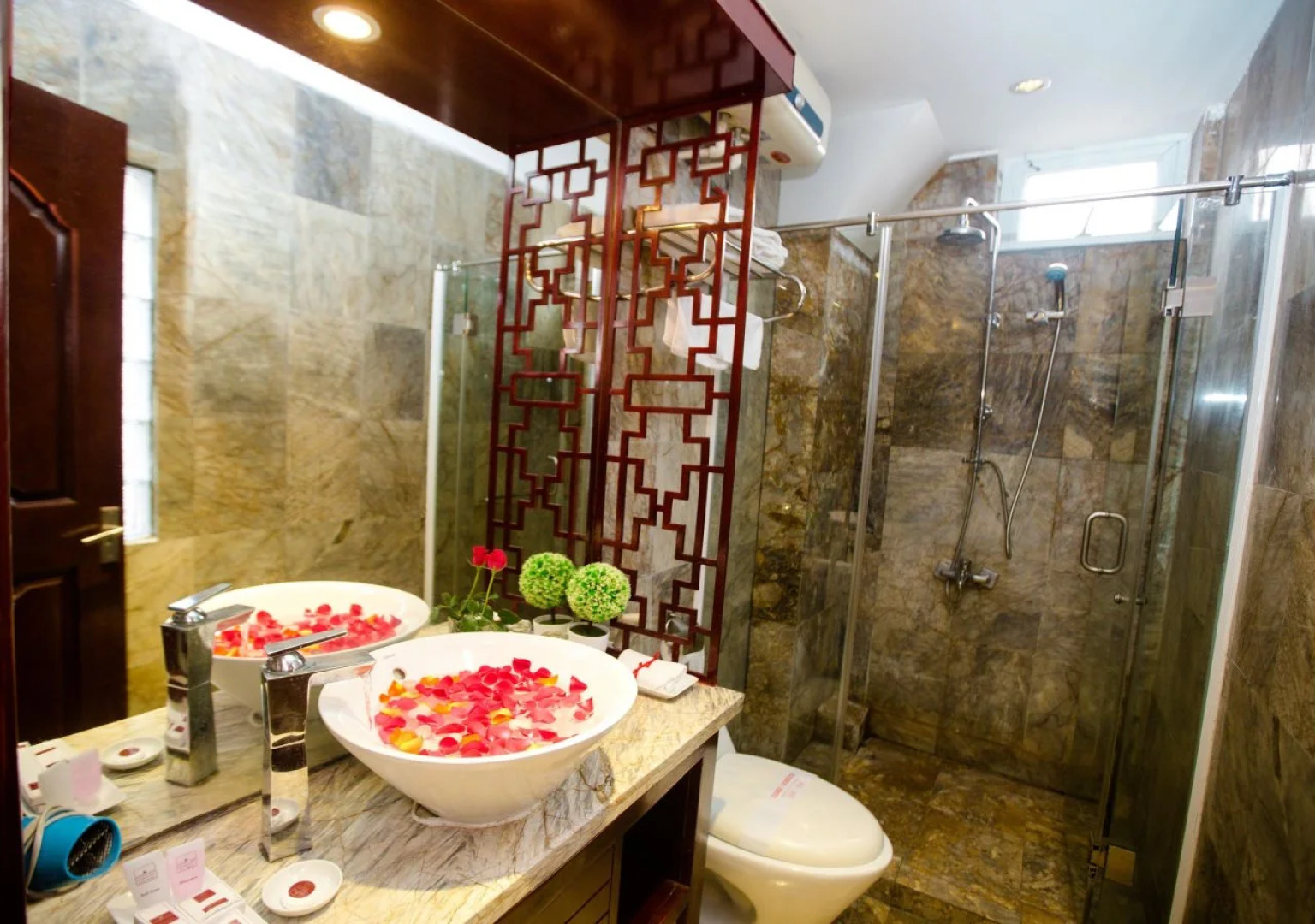 Hanoi Central Park Hotel