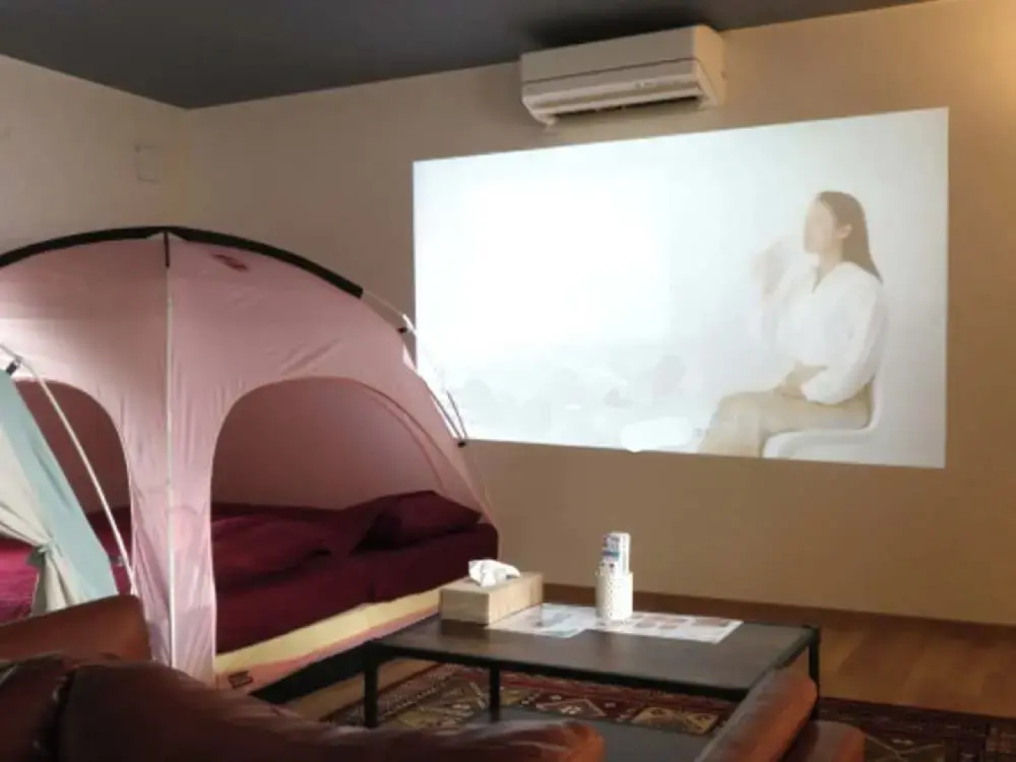 Sloth Glamping