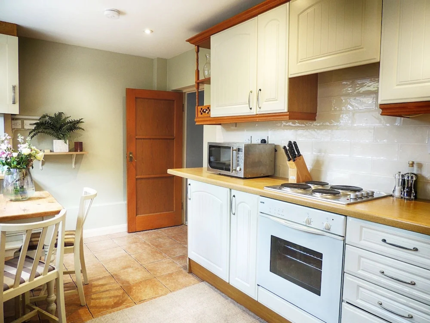 The Lansdowne Cottage
