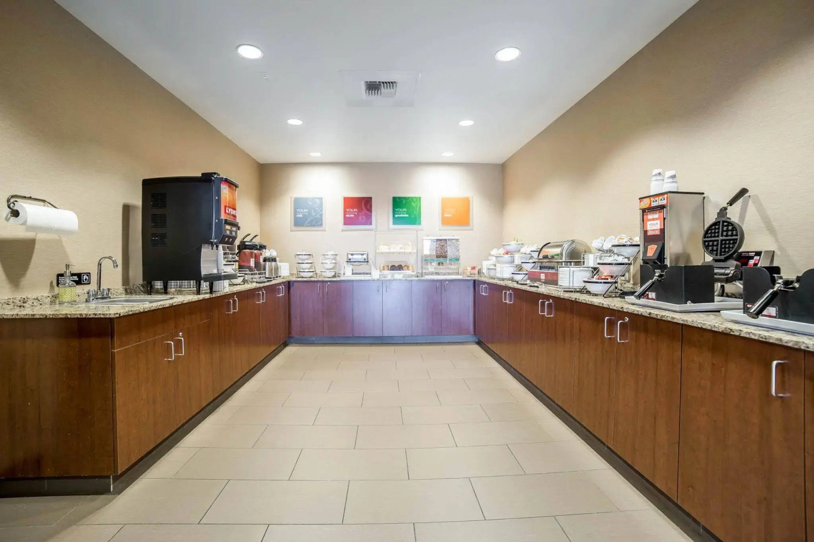 Comfort Suites Airport - University