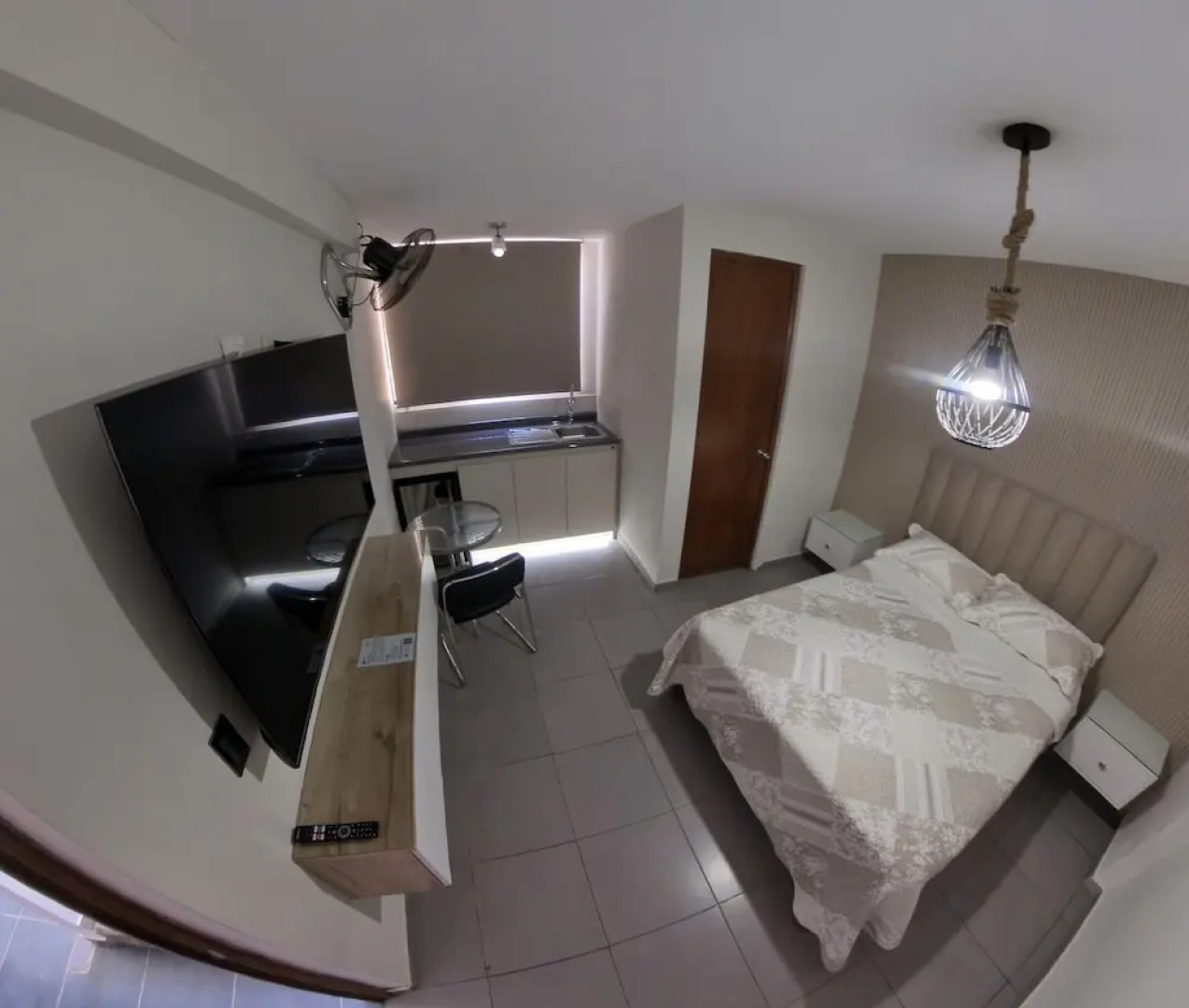 G-Boss Hotel Sur