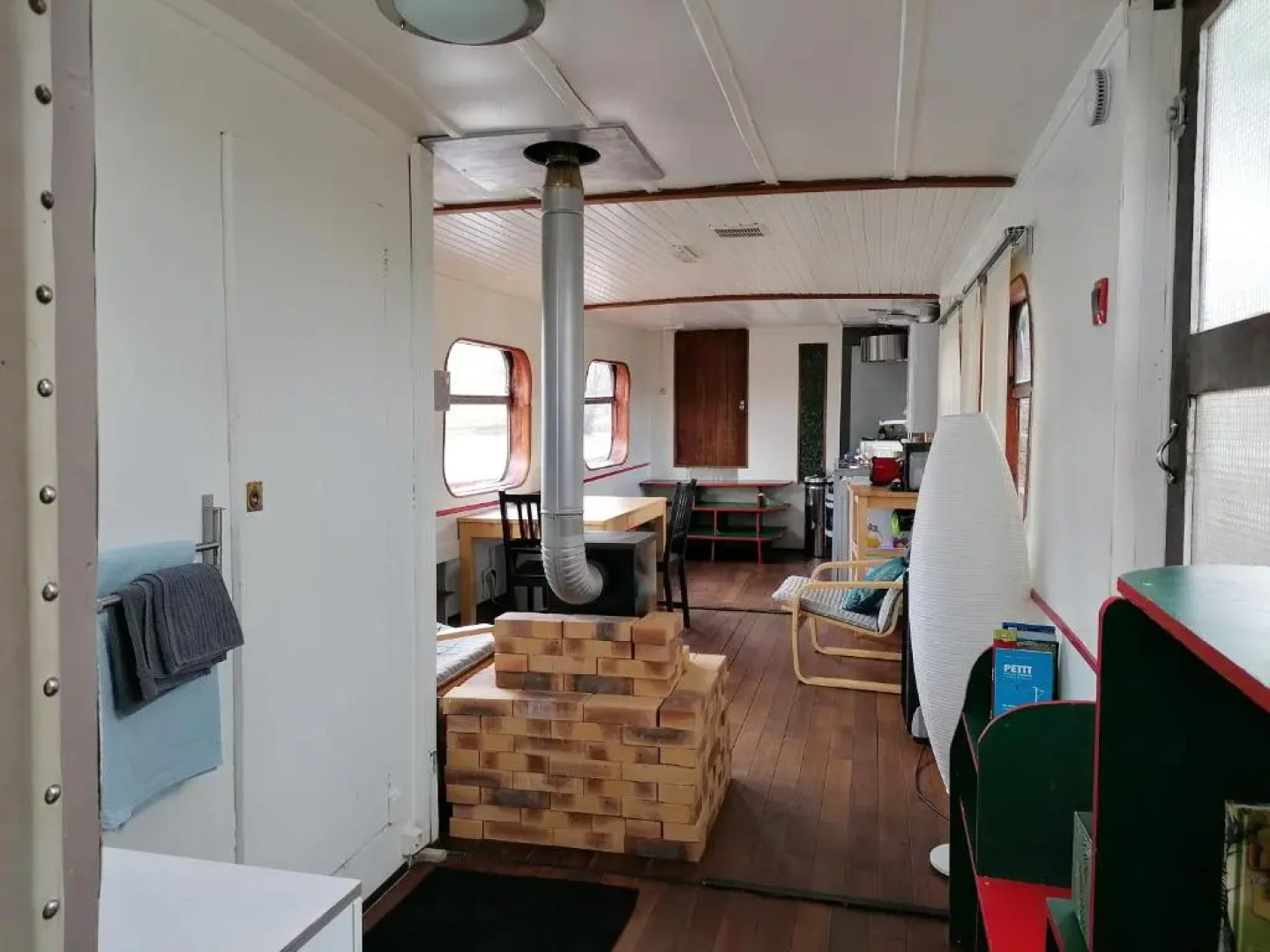 Botel La Vecchia (LY1992)