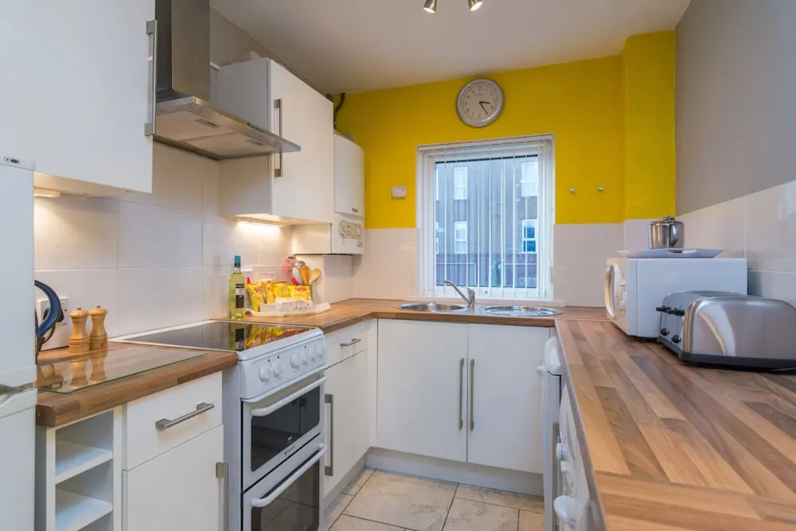 Central Belfast Apartments: Salisbury