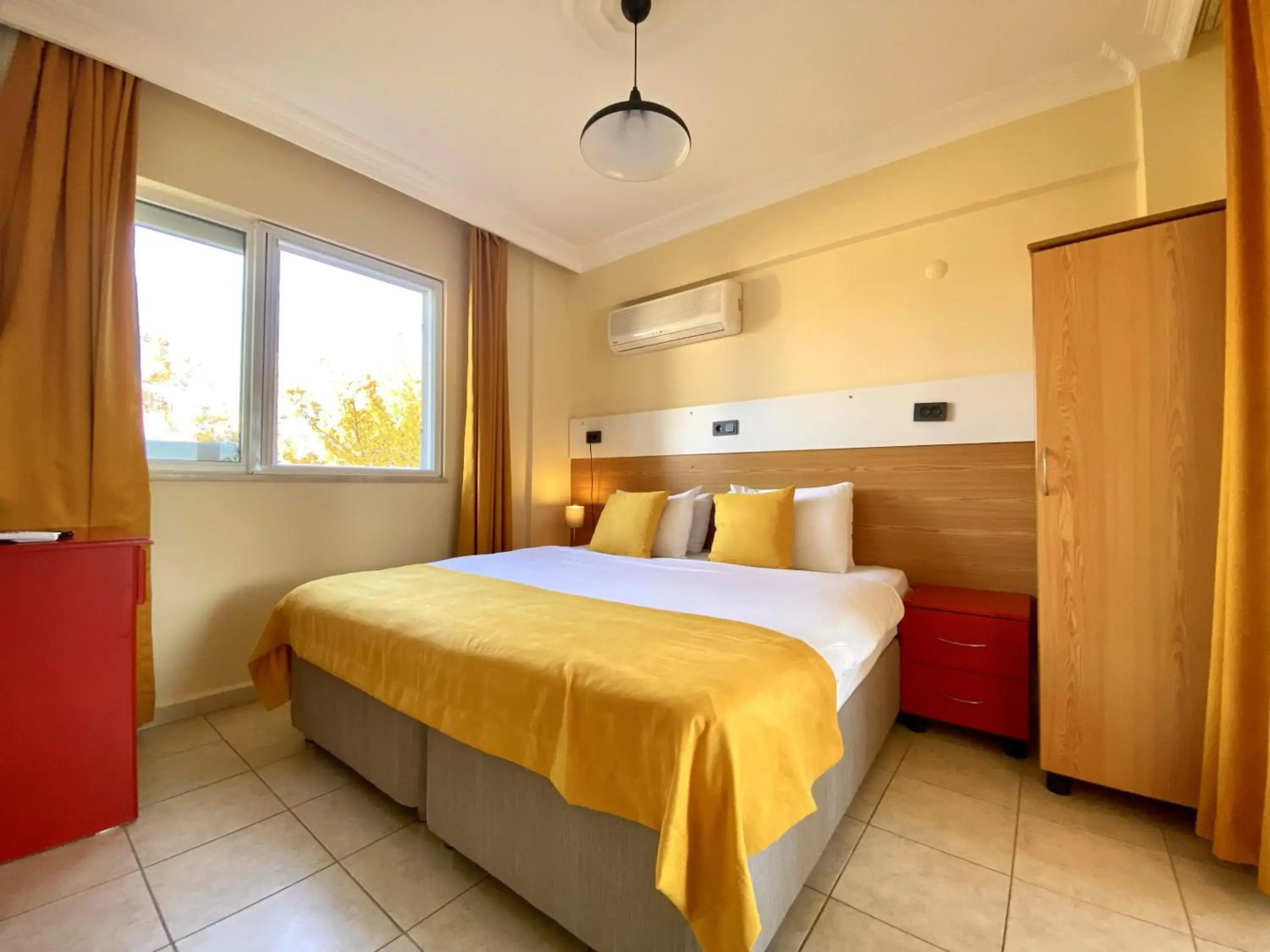Ten Apart Hotel