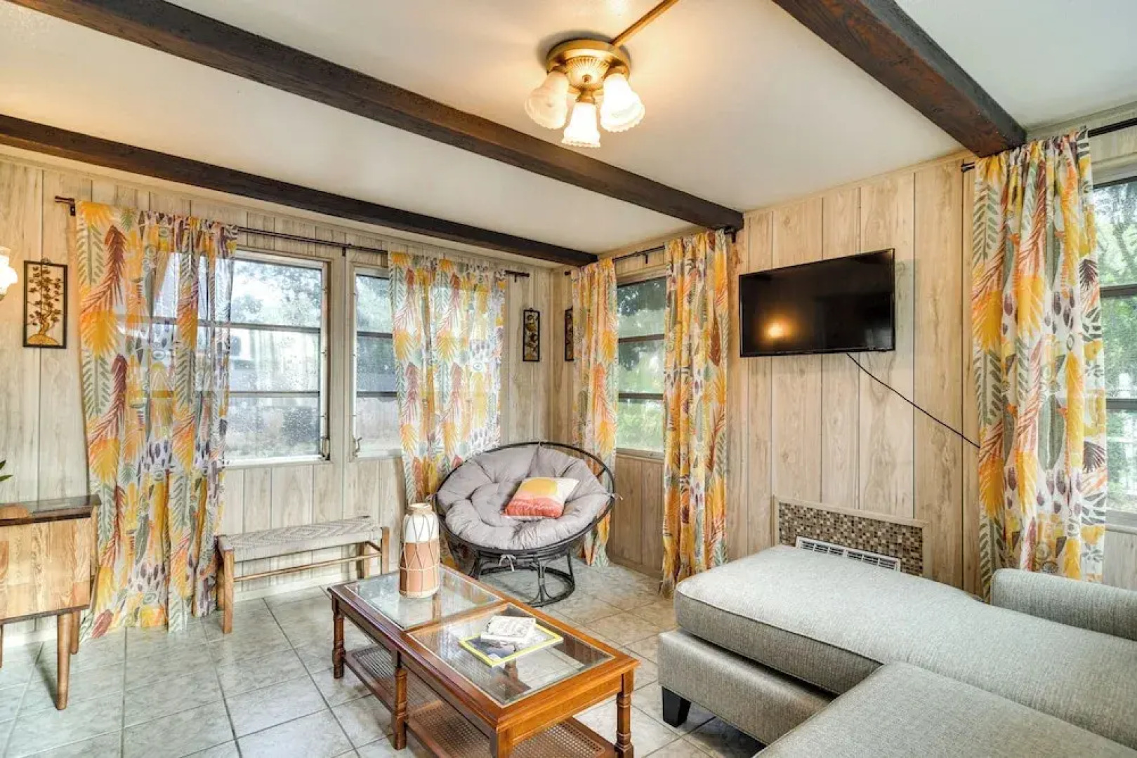 3 Mi to Beach: Seminole Retreat w/ Patio