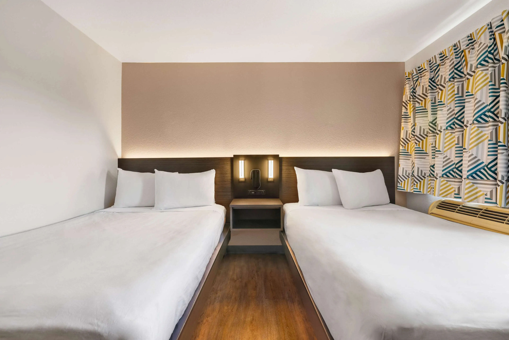 Motel 6 Kirkland, WA - North Kirkland