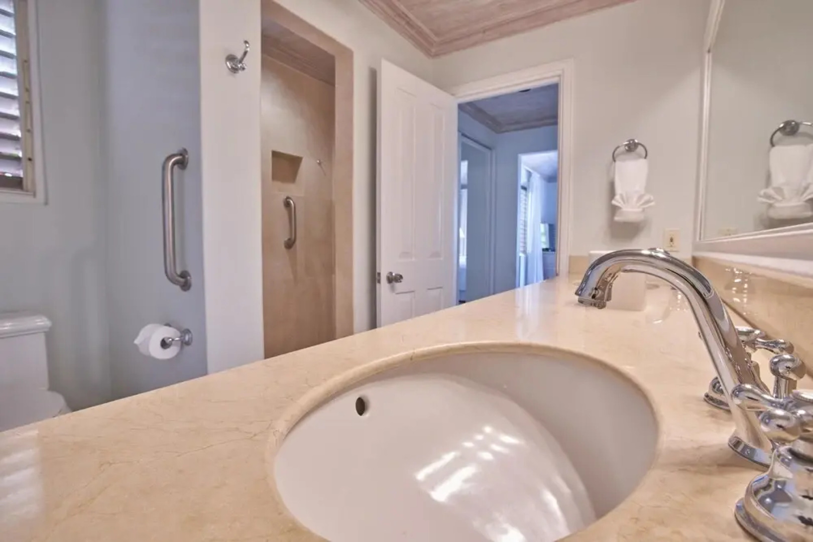 Luxury Beach Front Villa Estate