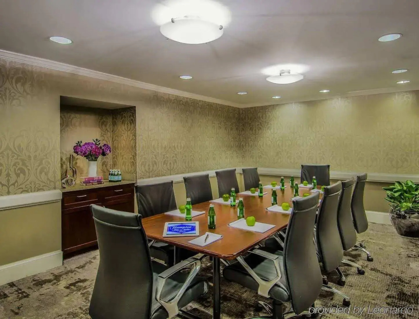 Hampton Inn & Suites Baltimore Inner Harbor