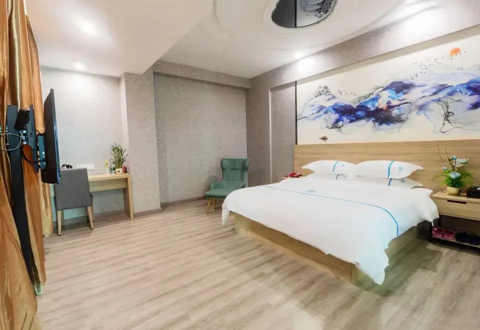 Baihe Hotel (Yangxi West Lake Branch)
