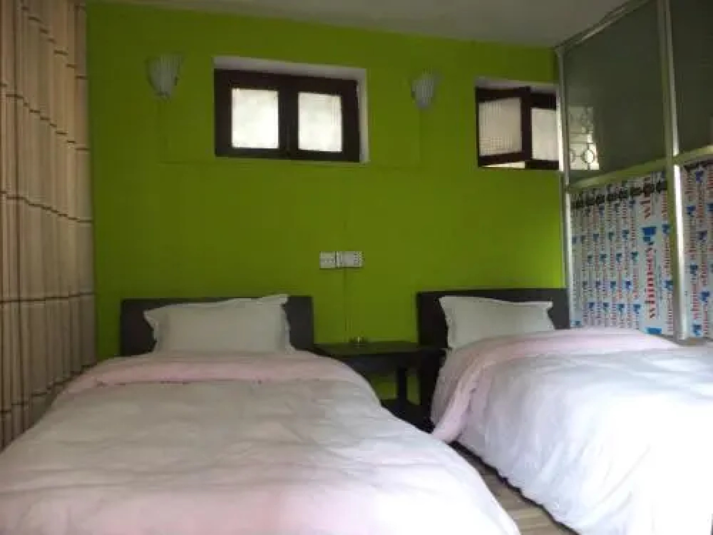 Hotel White Rose