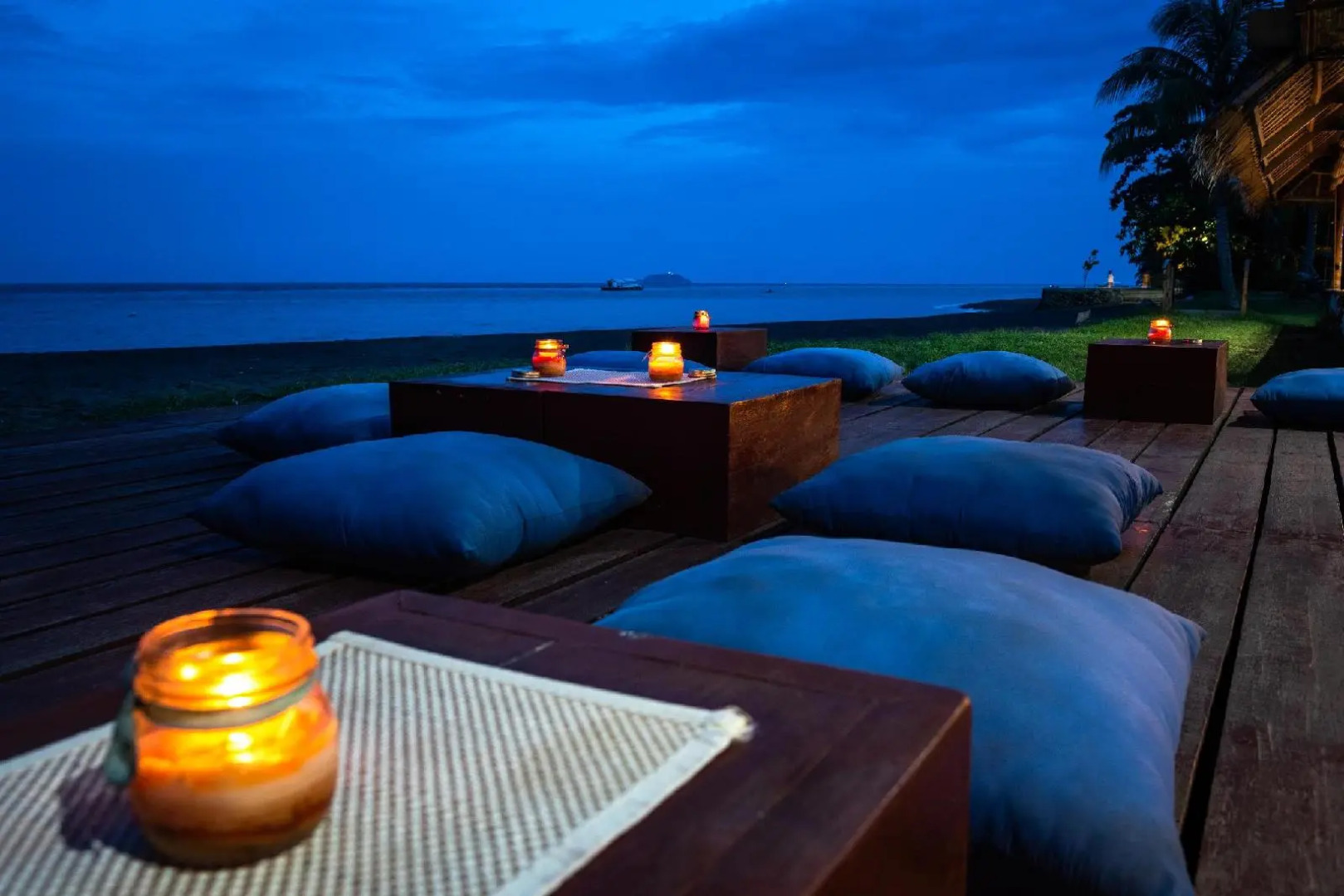 Amontillado Beach & Dive Resort