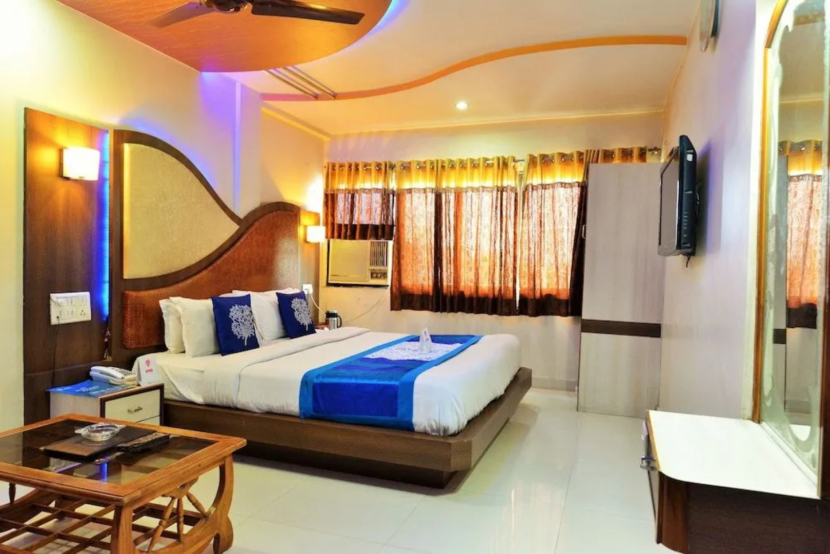 OYO 1389 Hotel Relax Inn