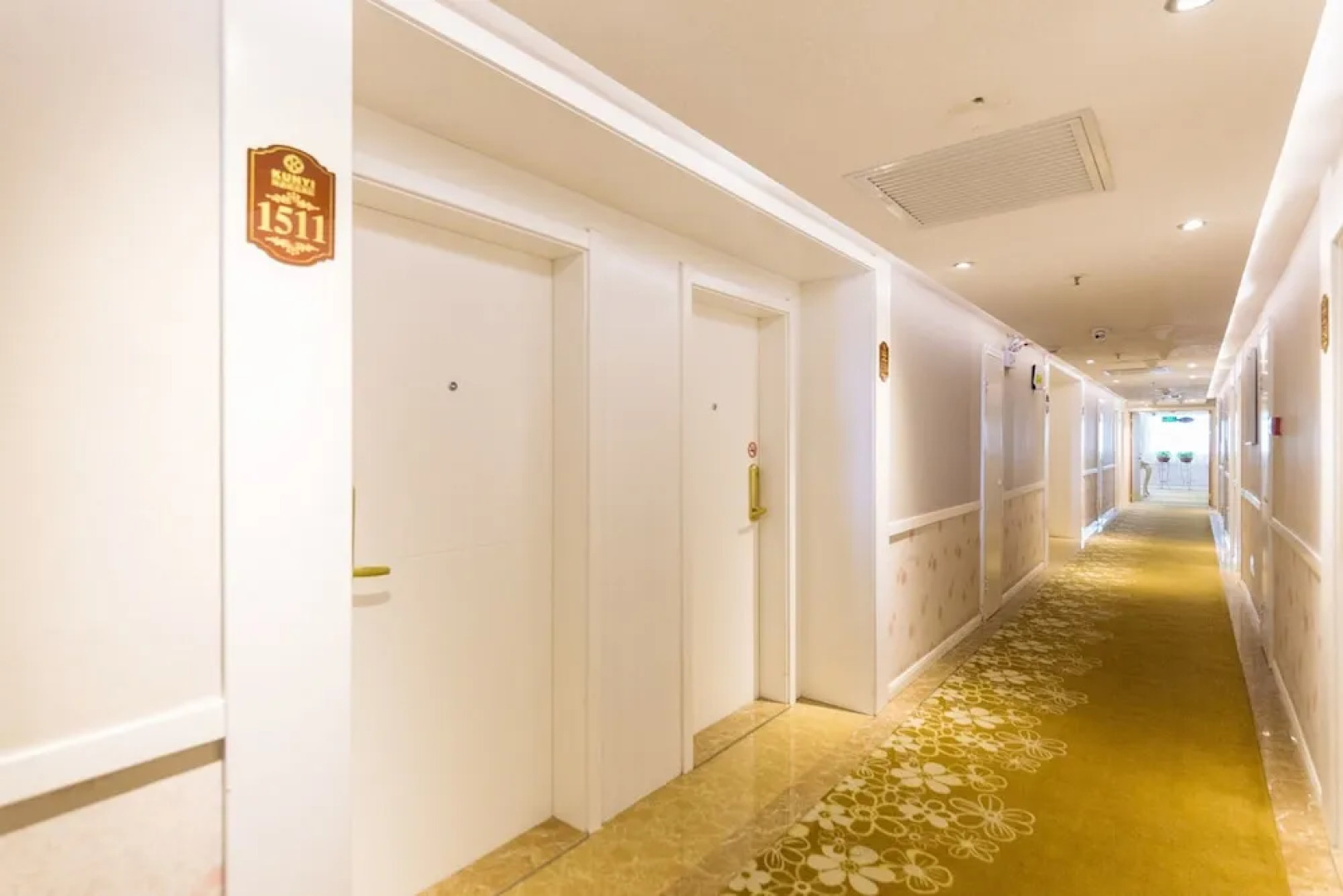 East Queen Hotel Lanzhou Taohai Branch