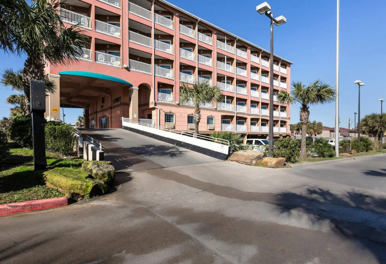 Quality Inn & Suites Galveston - Beachfront