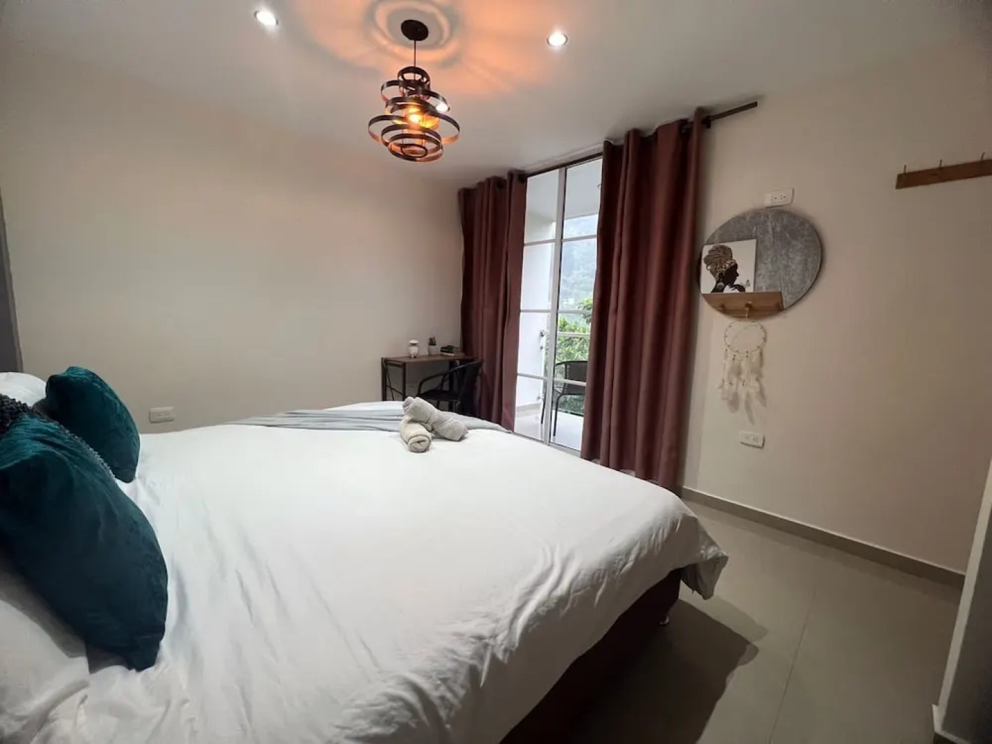 Montes De Beraka - Adults Only