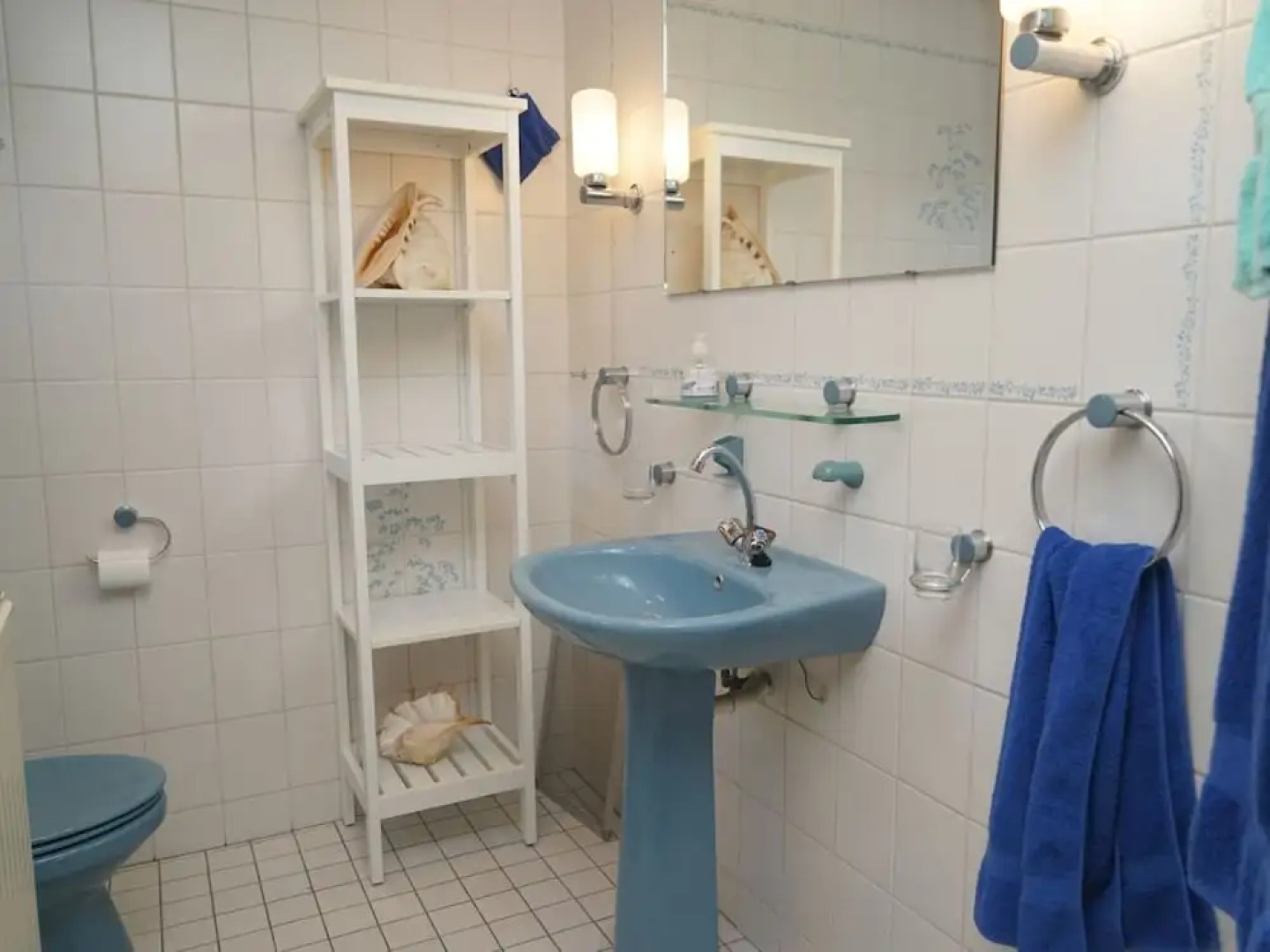 Attractive Holiday Home With Sauna in Ouddorp