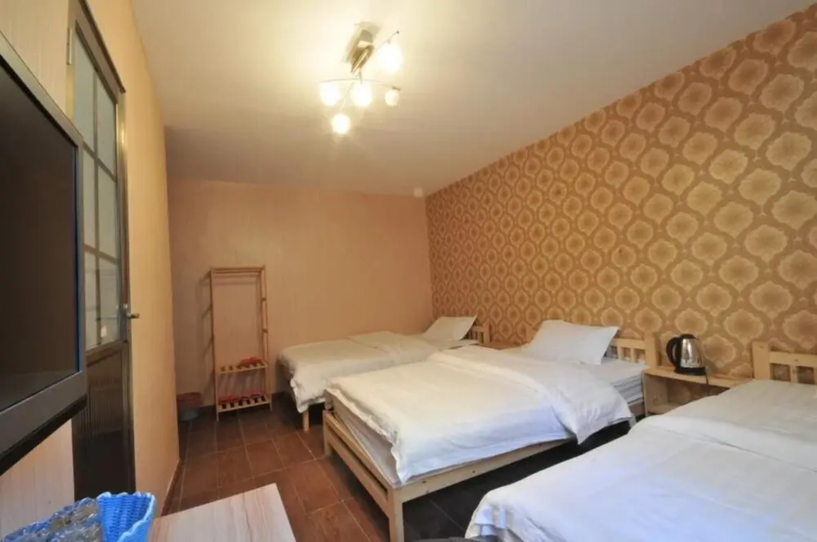 Shangri-La 3 are 3 resortel