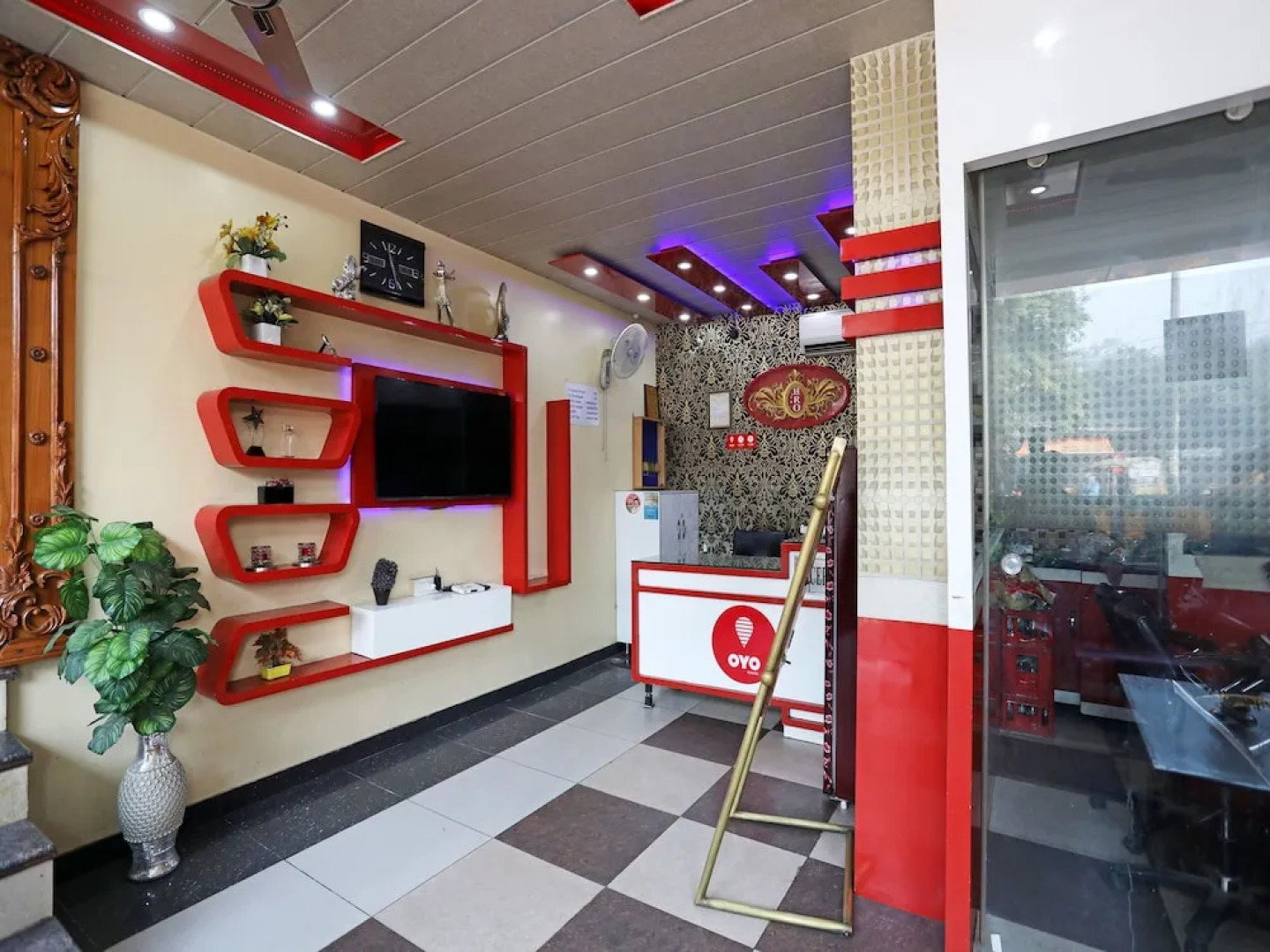 OYO 2629 Hotel Royal Odyssey