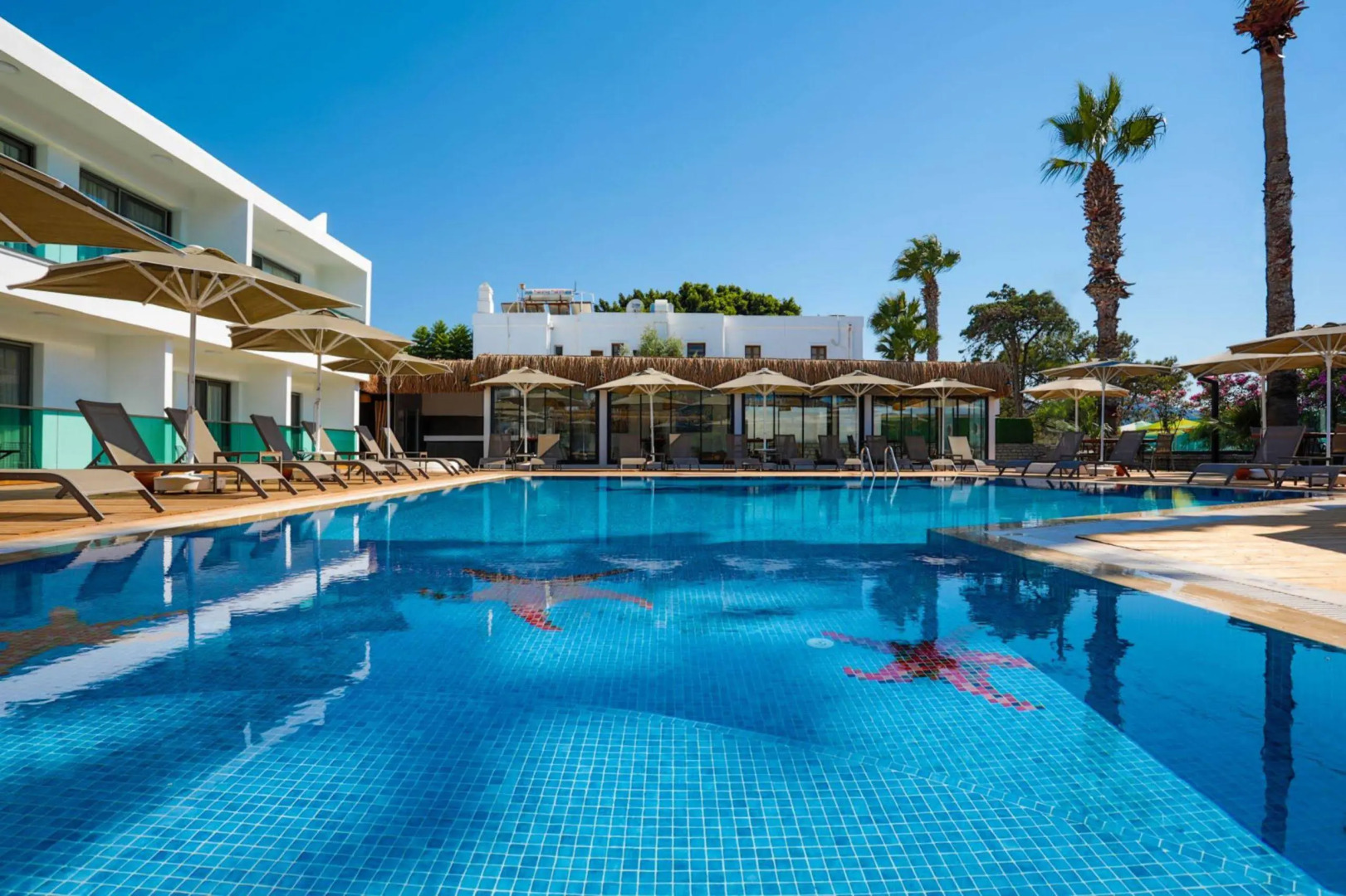 Yalıpark Beach Hotel