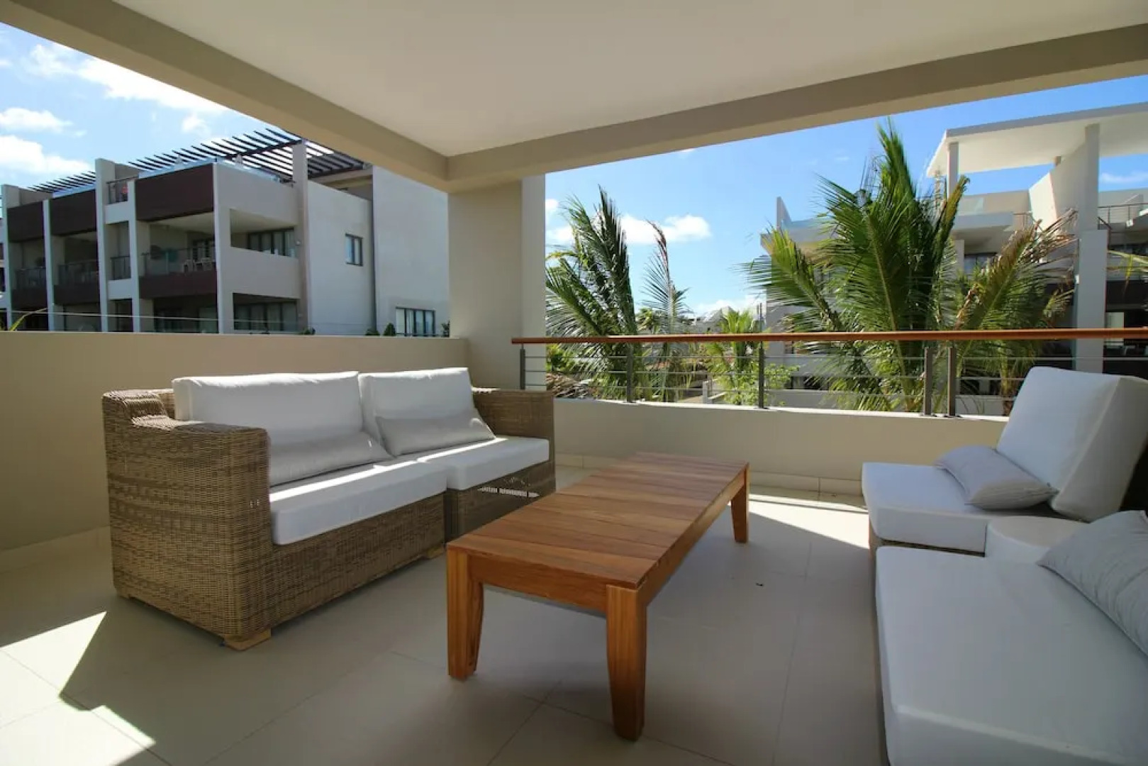 Element Bay II by Horizon Holidays