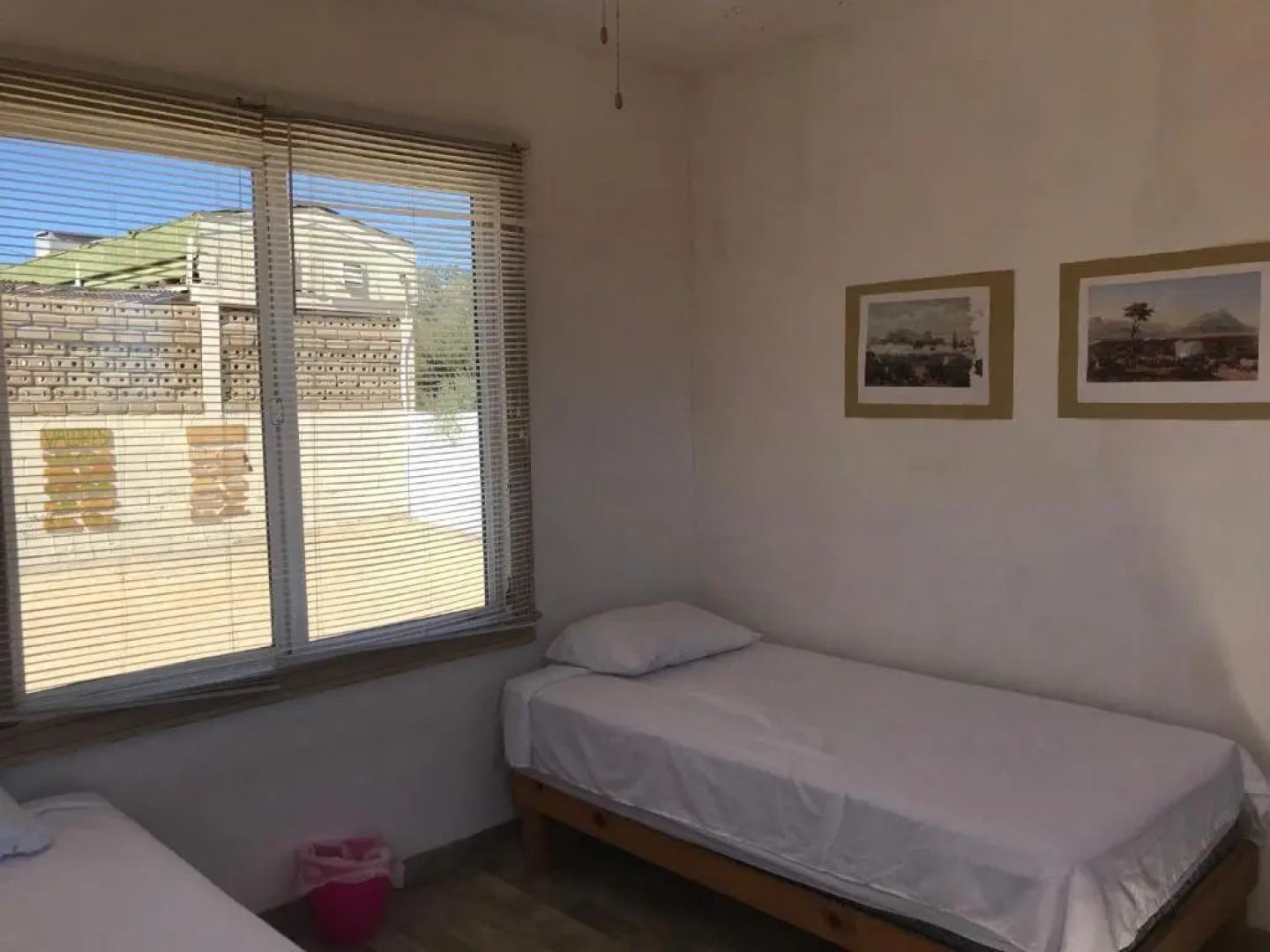 Susu’Z Village Hostel and Rooms